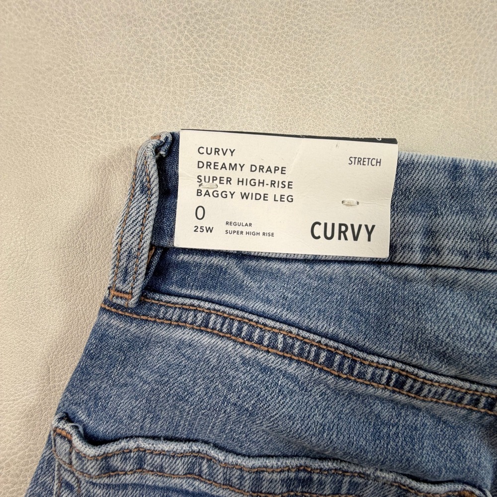 American Eagle Curvy Super High-Rise Baggy Wide Leg Cargo Jeans Light Wash 0 25W - Picture 4 of 13